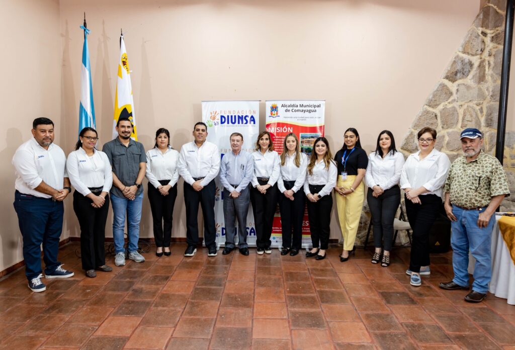 Alcaldía Municipal de Comayagua y Fundación Diunsa Firman Convenio de Cooperación.